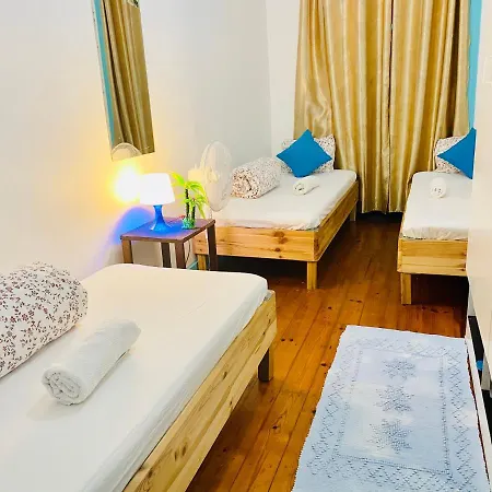 Atlantic Hostel *